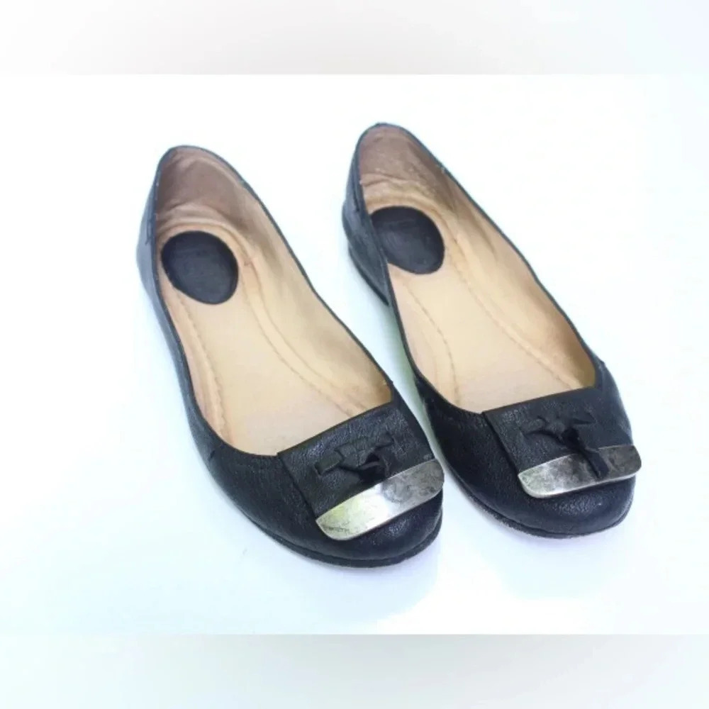 Frye flats